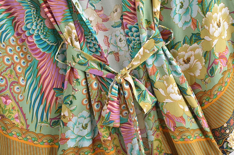 Boho Queens Vintage Green Peacock Floral Print Sashes Kimono Women Bohemian V Neck Batwing Sleeves Happie Short Robe Kimono