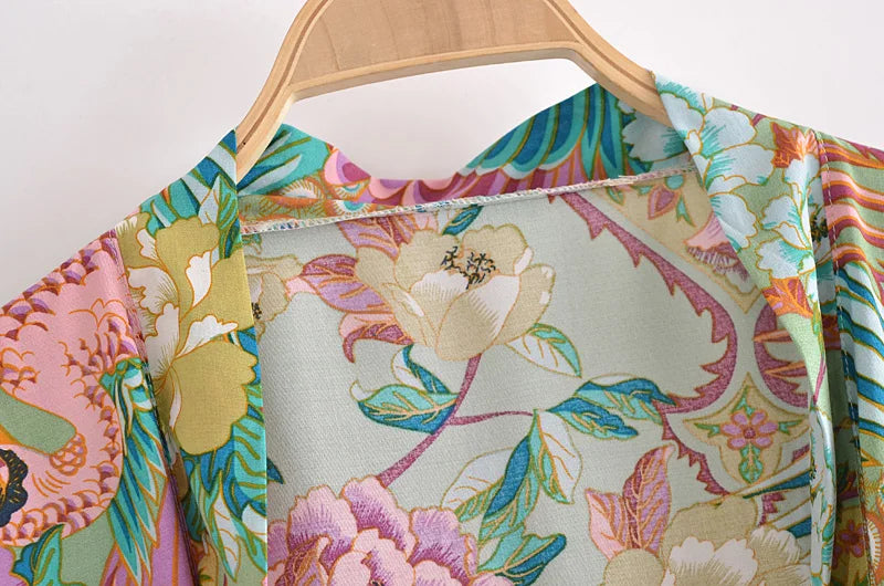 Boho Queens Vintage Green Peacock Floral Print Sashes Kimono Women Bohemian V Neck Batwing Sleeves Happie Short Robe Kimono