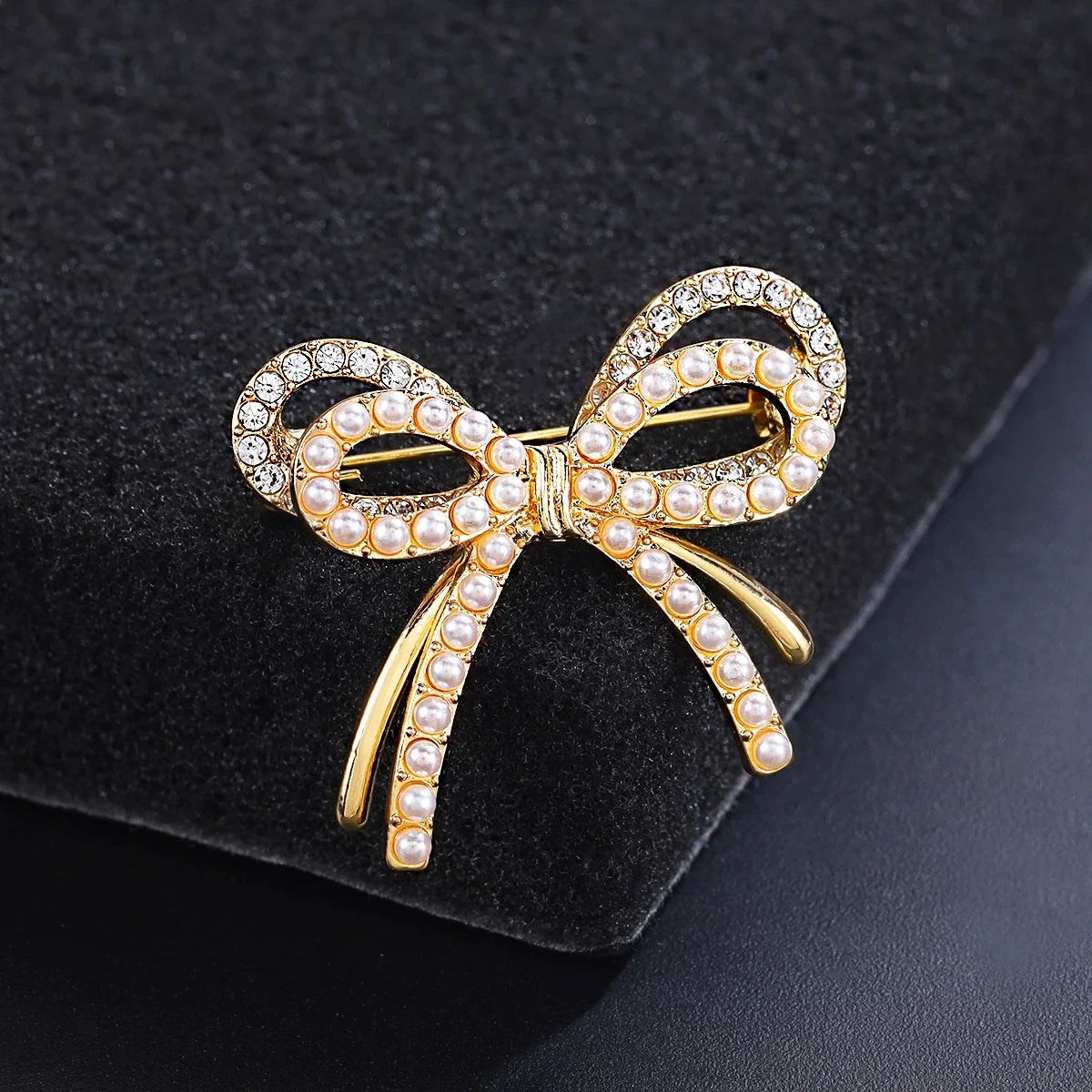 1Pc Fashion Exquisite Bow Brooch Romantic Elegant Pin Charm Trendy Jewelry Accessories Party Birthday Festival Gift Decoration