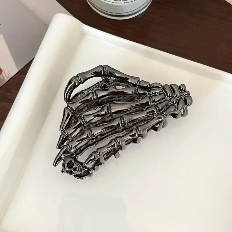 Retro Y2K Skull shaped Hair Claw Clip - Solid Color Hair Claw Clip Women's ponytail stabilizer Halloween accessory for daily use
