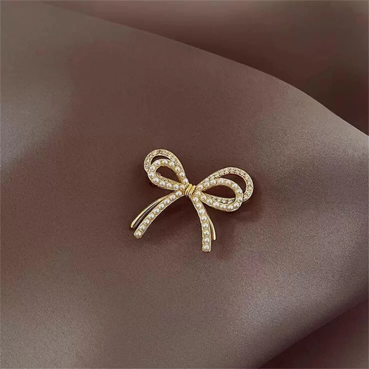 1Pc Fashion Exquisite Bow Brooch Romantic Elegant Pin Charm Trendy Jewelry Accessories Party Birthday Festival Gift Decoration